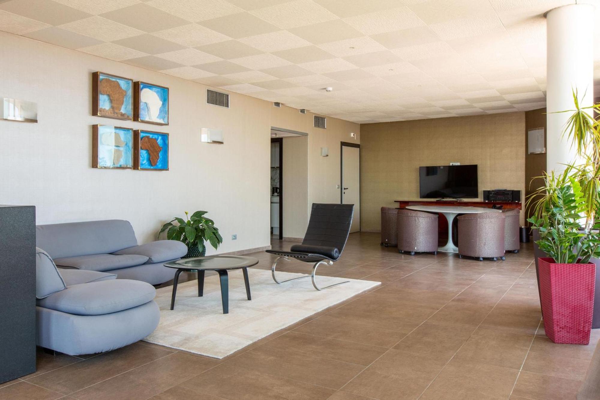 Four Points By Sheraton Catania Hotel Cannizzaro Exterior photo