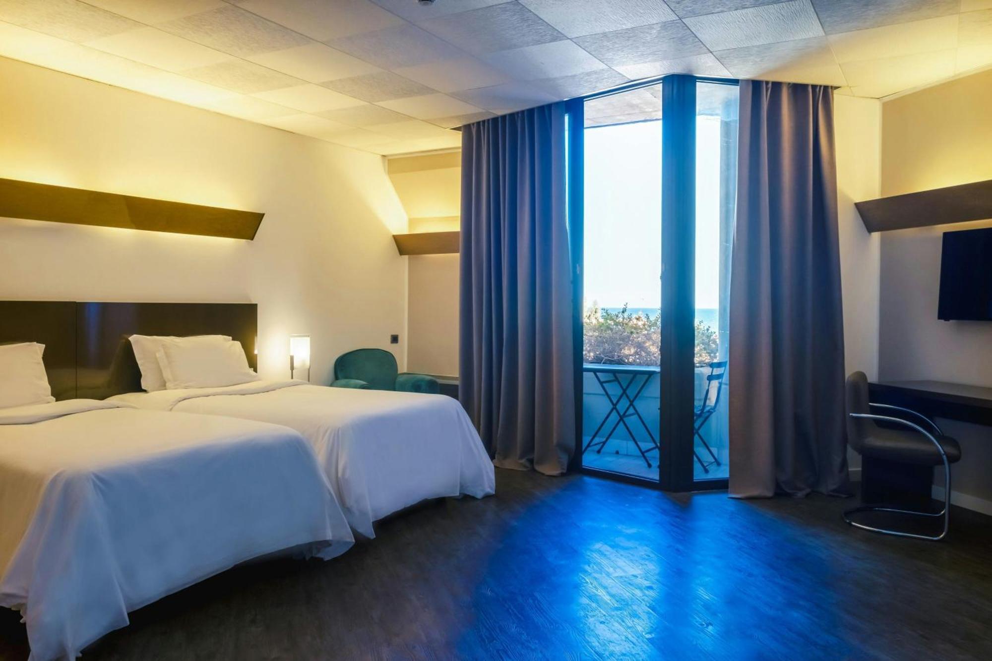 Four Points By Sheraton Catania Hotel Cannizzaro Exterior photo